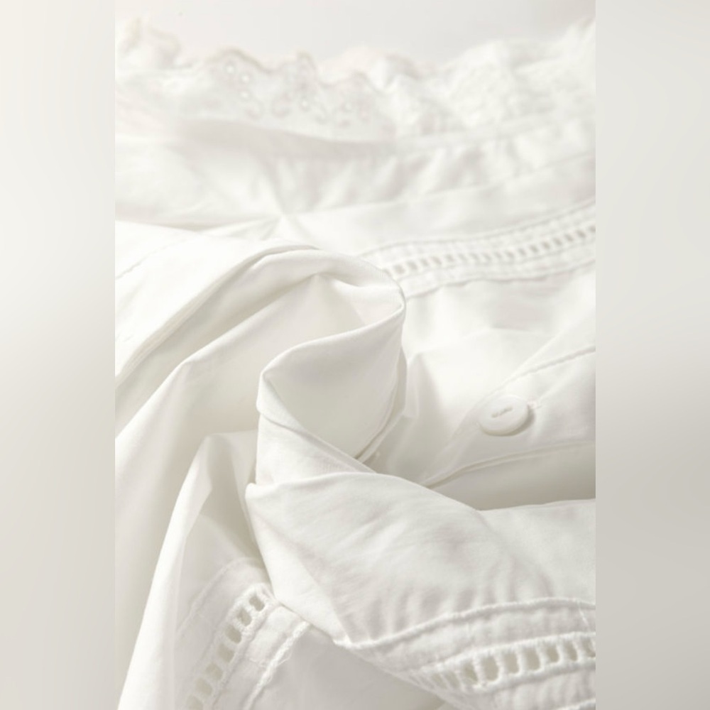 LAST ONE White Eyelet Lace Sleeveless Top - Picture 6 of 13